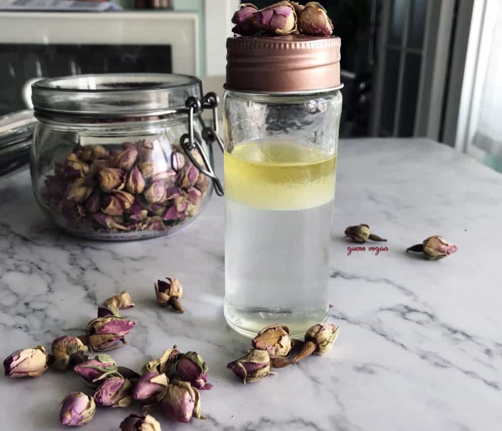 تصویر 3 از قیمت گلاب اعلا + خرید باور نکردنی
